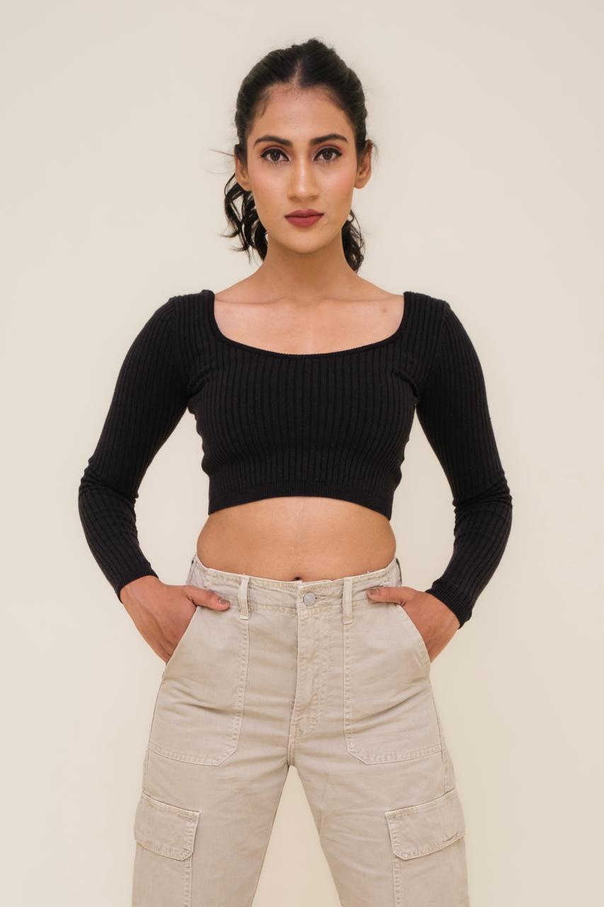 Full Sleeves Fitted Crop Top
