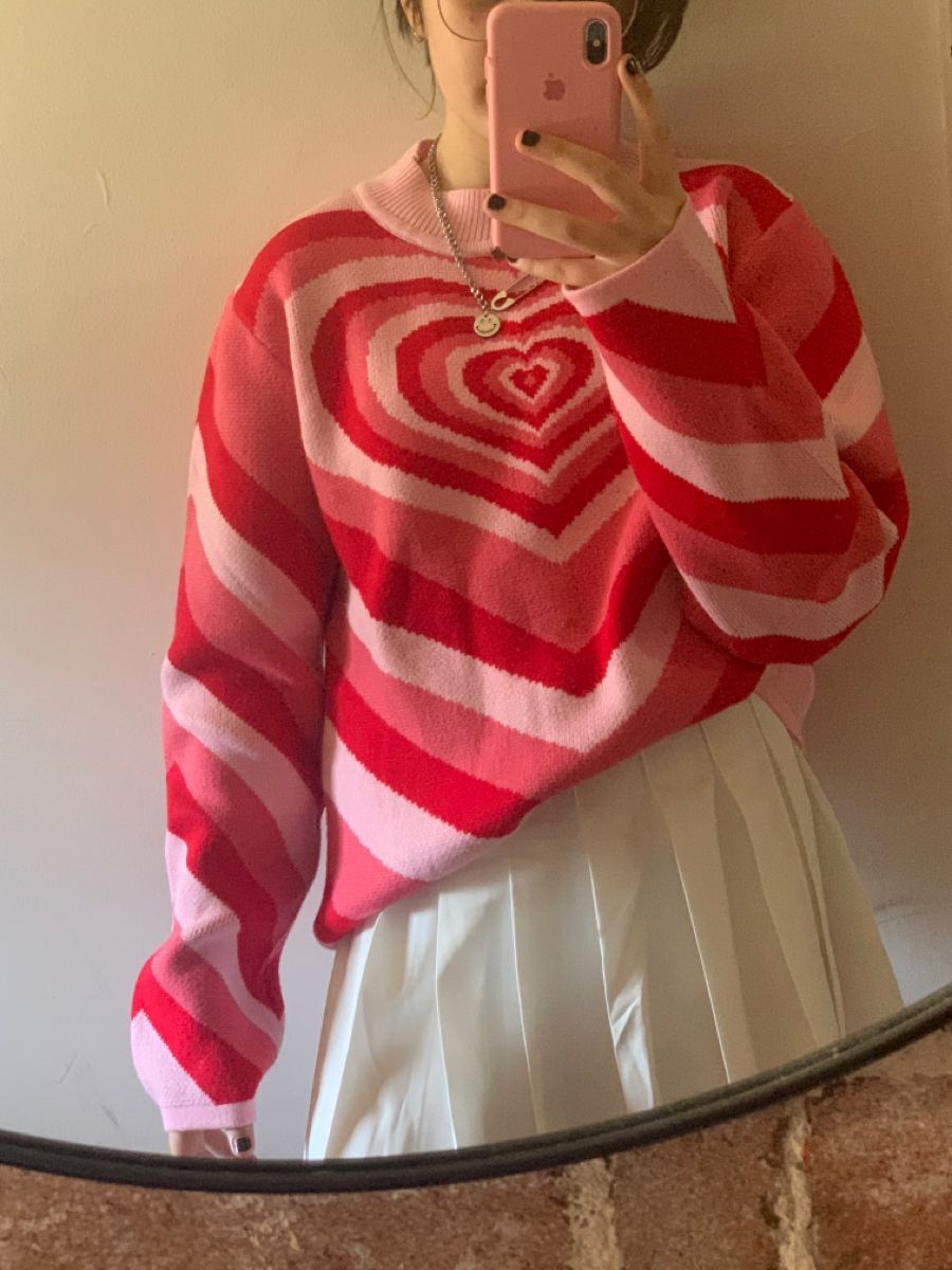 Infinity Heart Pullover