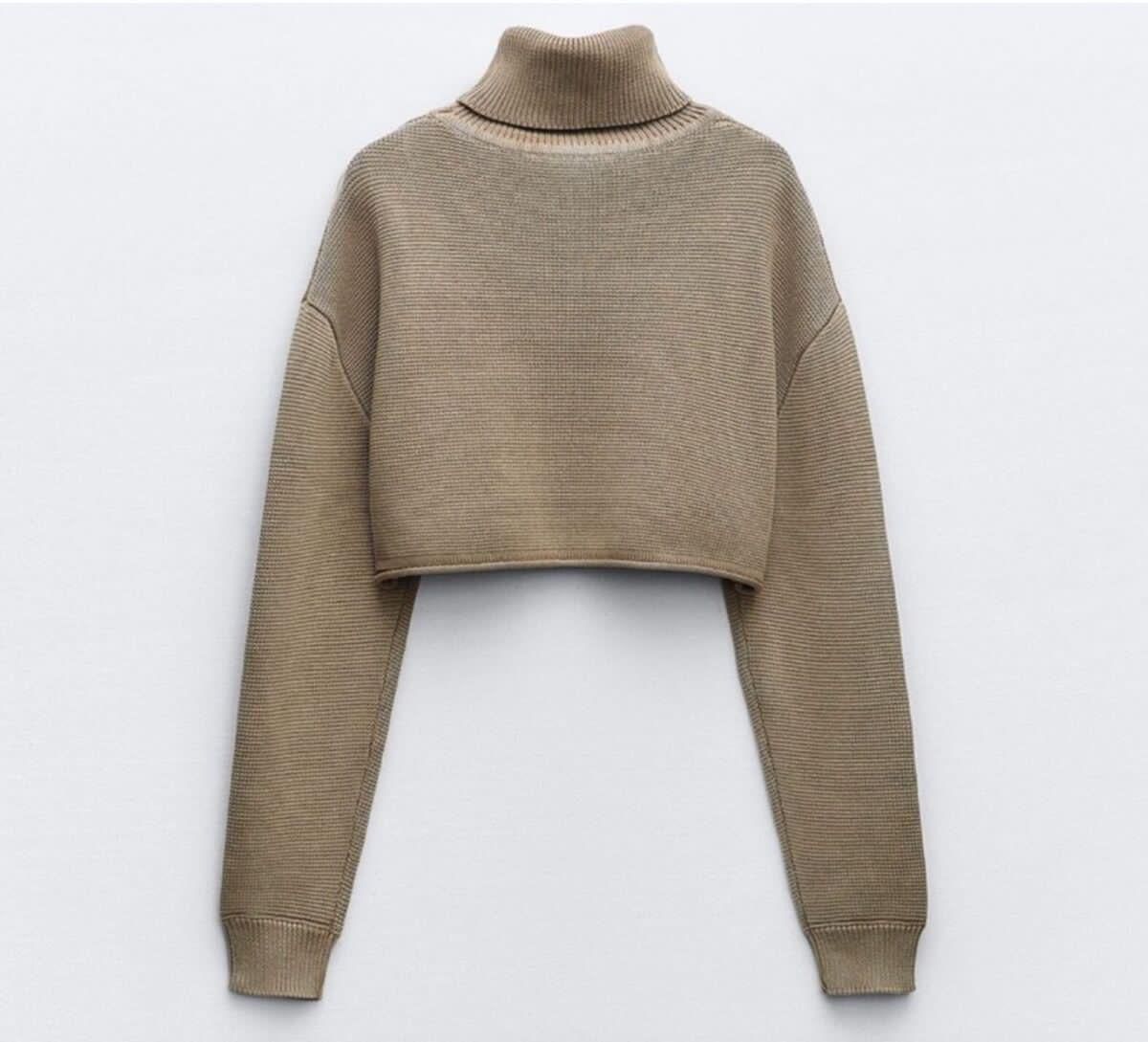 Turtle Neck Pullover