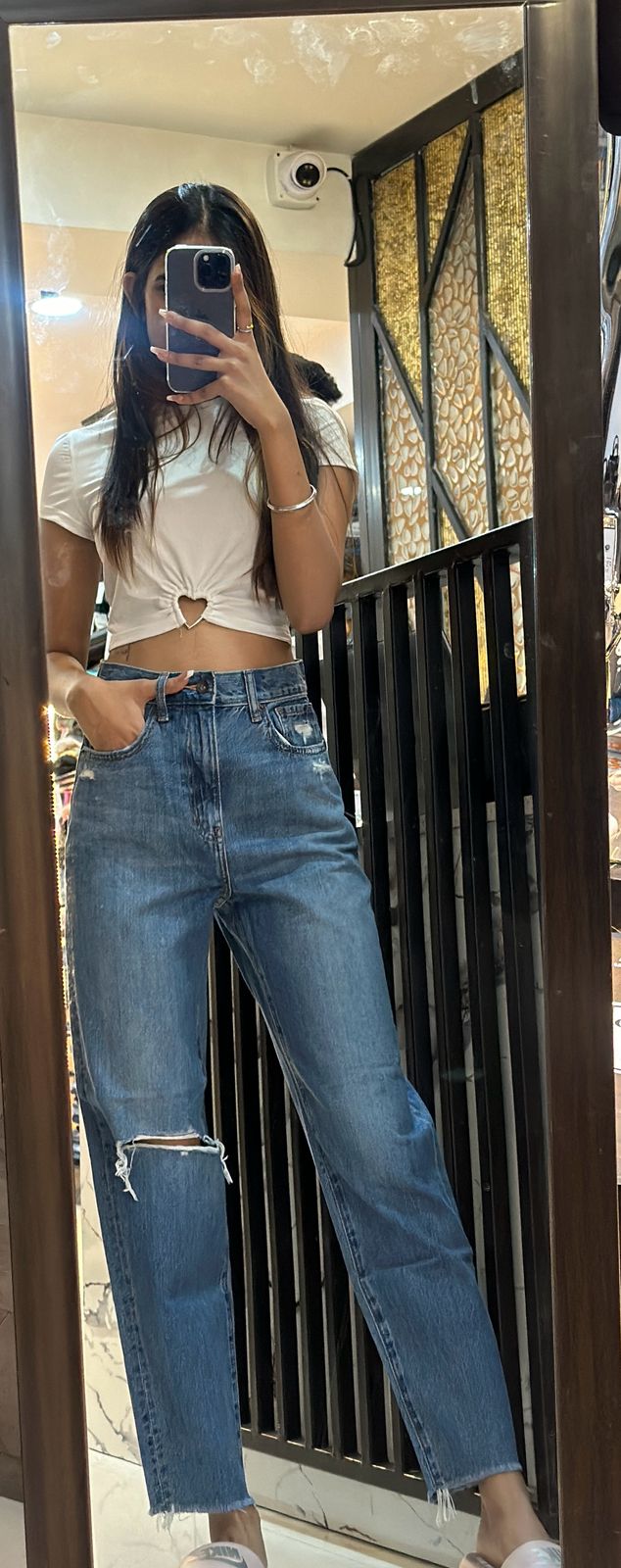 Straight Fit High Rise Single Cut Jeans