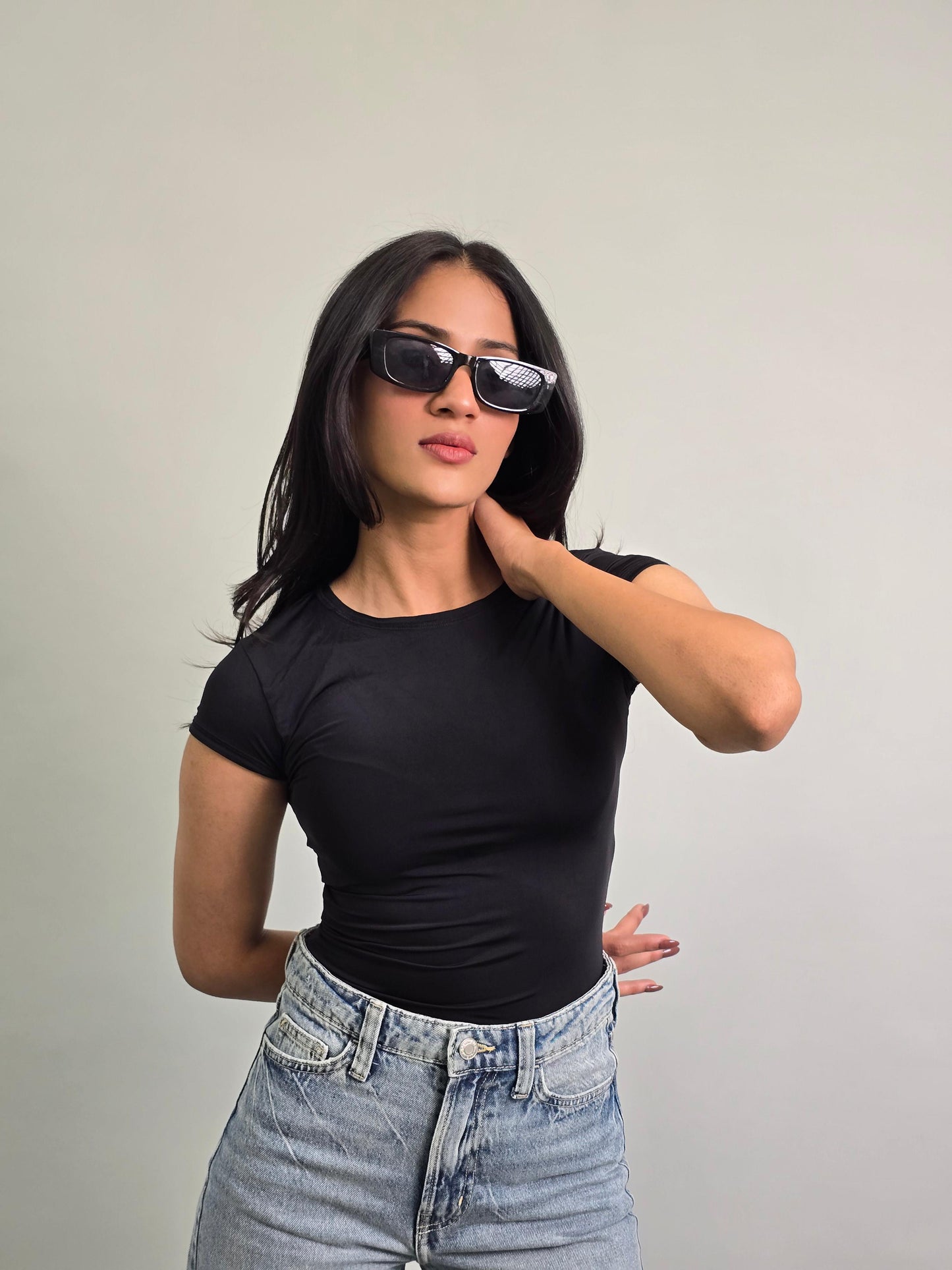 Seamless Black Tee