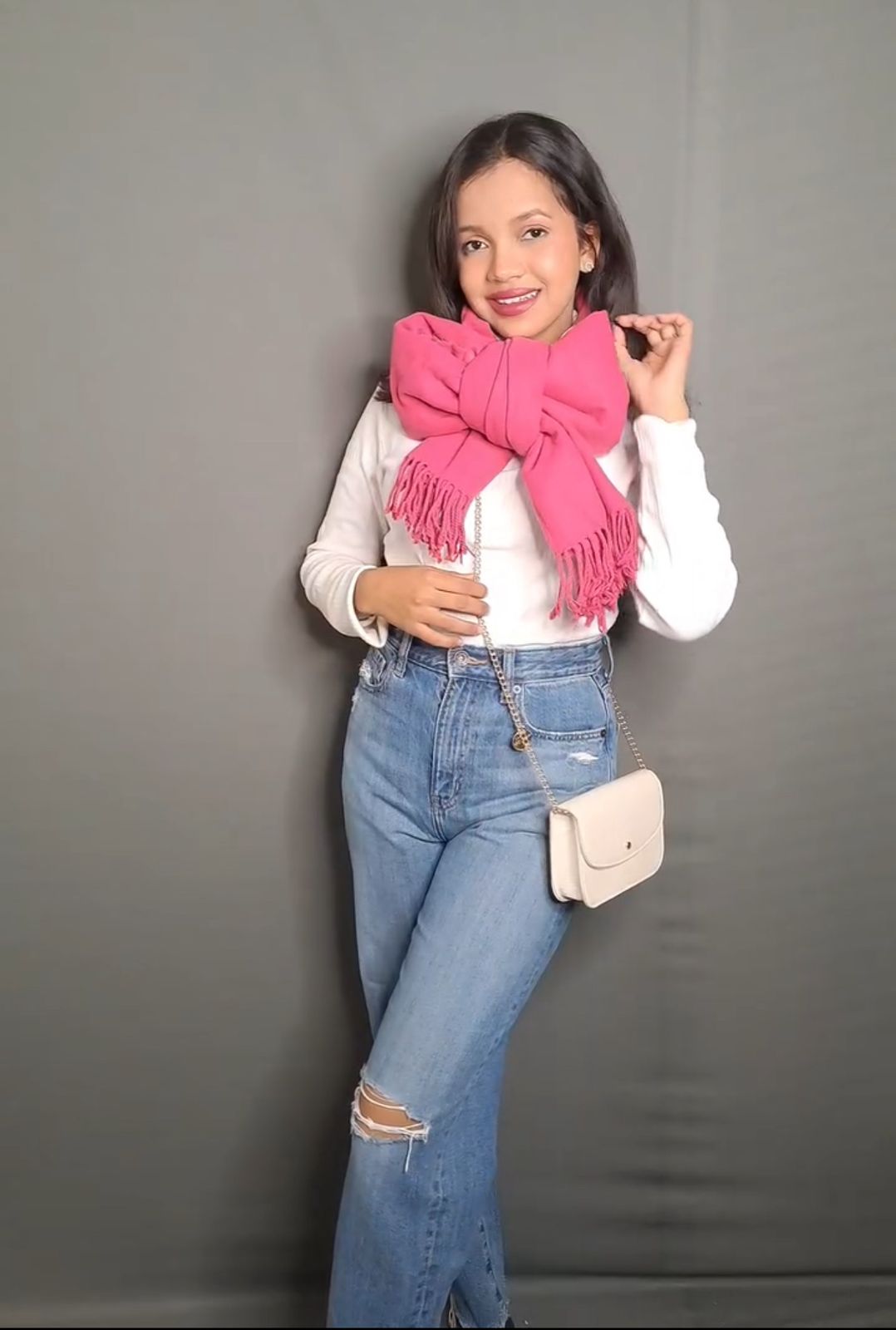 Straight Fit High Rise Single Cut Jeans