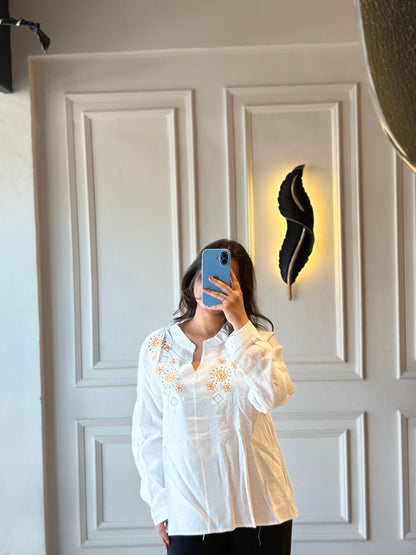 Short embroidery kurti