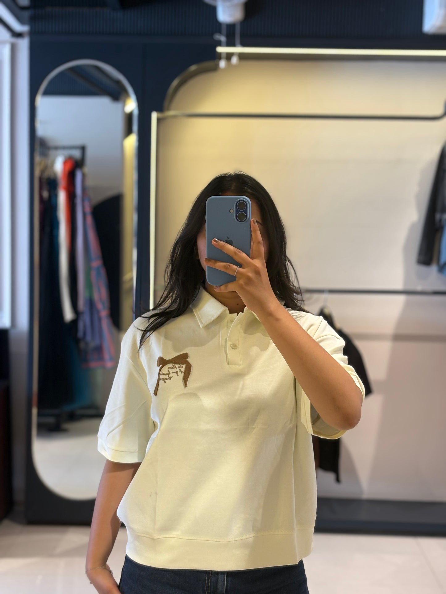 Bow Collared T-shirts