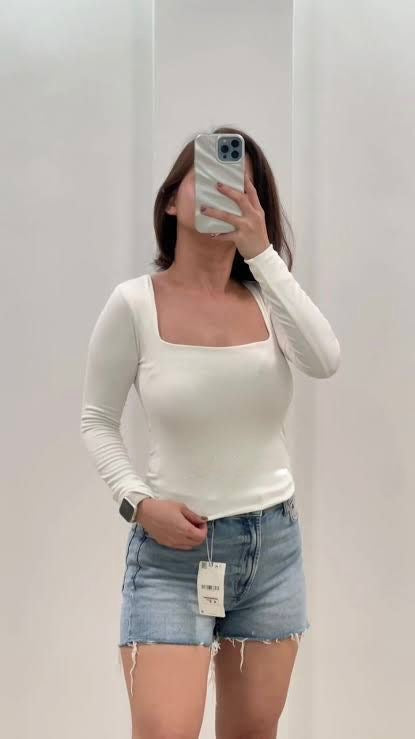 Amisu square Neck Top