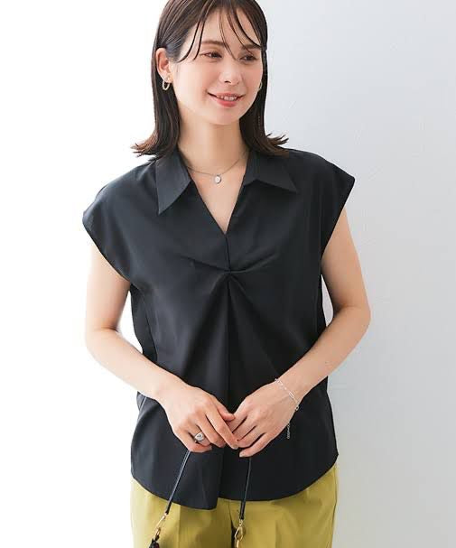 Chic Half Sleeves Satin Shirt