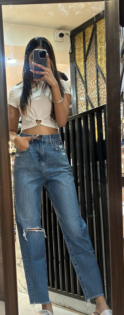 Straight Fit High Rise Single Cut Jeans