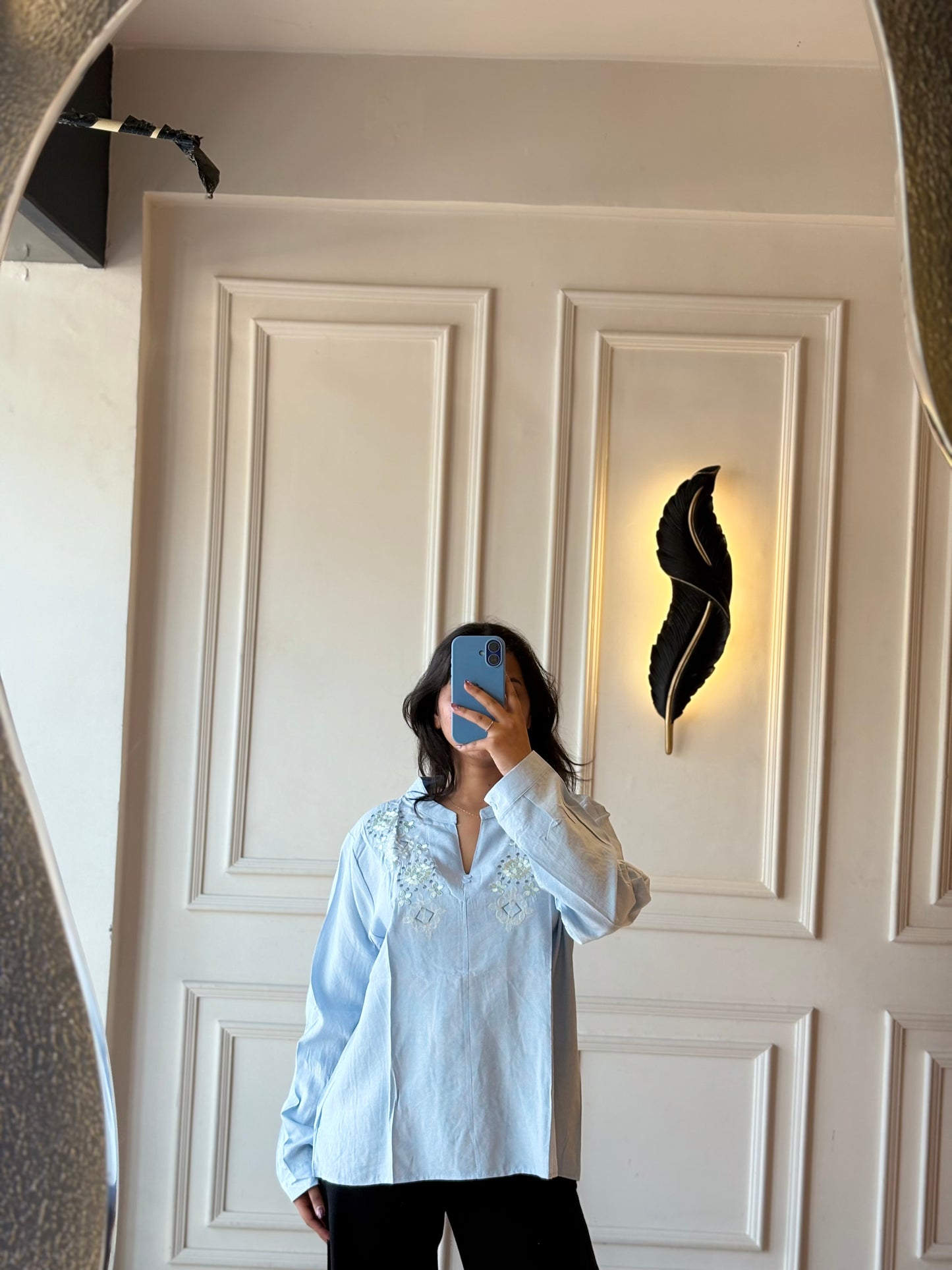 Short embroidery kurti