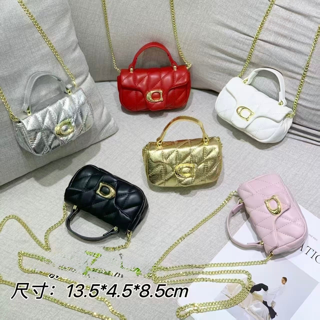 Mini sling bag