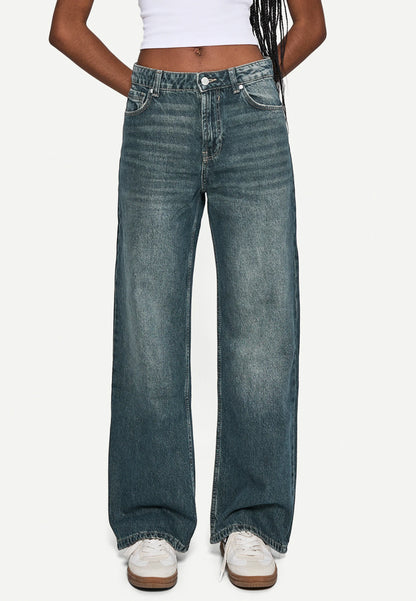 Vintage bershk@ loose straight denim