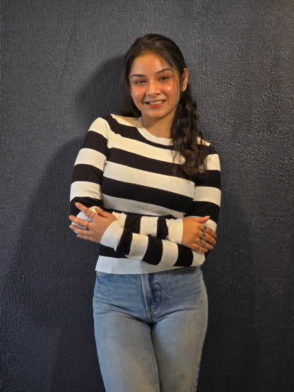 Opposites Slay Full Sleeved Top